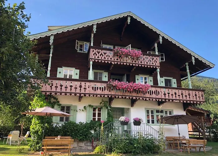 Zeppelin - App Smaragd 아파트 *